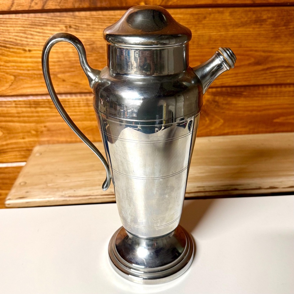 Vintage Chrome Cocktail Shaker | Art Deco Style